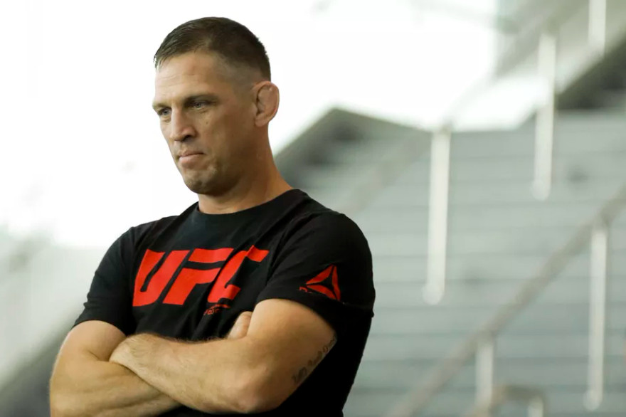 HLV MMA nổi tiếng Robert Follis bất ngờ tự tử