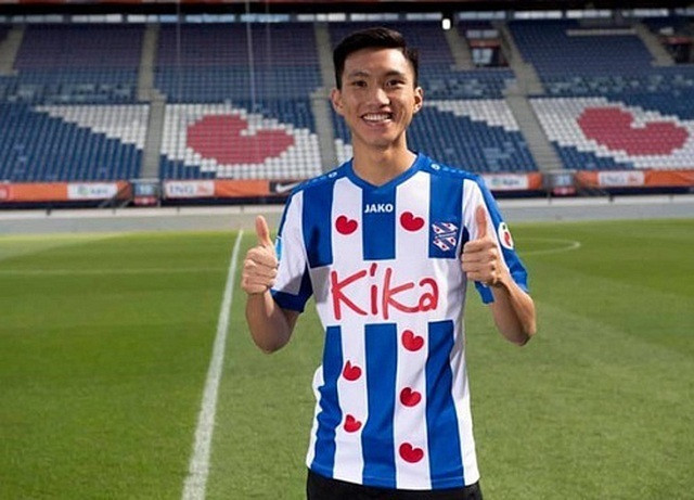 Văn Hậu có tên trong danh sách đăng ký trận SC Heerenveen - Utrecht