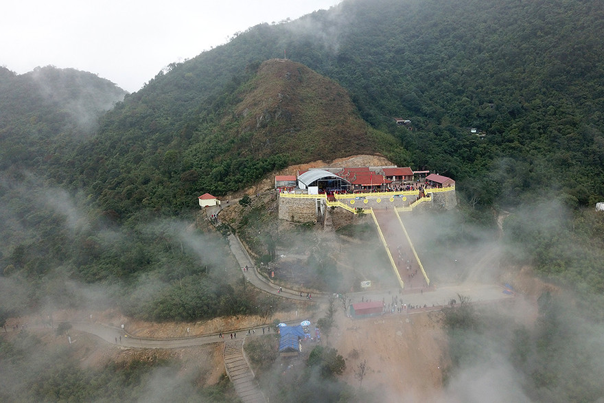Vén mây lên Ngọa Vân thăm nơi Phật hoàng Trần Nhân Tông nhập Niết bàn