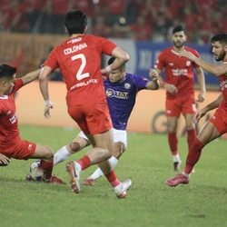 HIGHLIGHTS: Hữu Thắng ghi tuyệt phẩm, Thể Công Viettel đánh bại CLB Hà Nội 