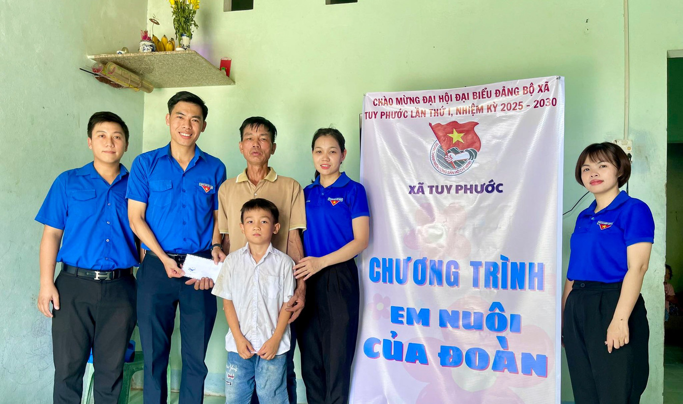 Chương trình "Em nuôi của Đoàn". d2.jpg
