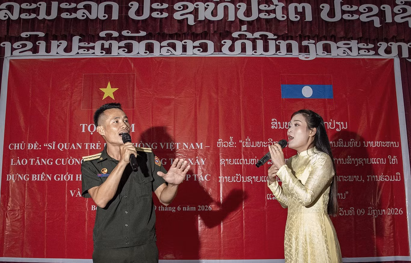 6-giao-luu-si-quan-tre-viet-nam-lao-3-9-copy.jpg