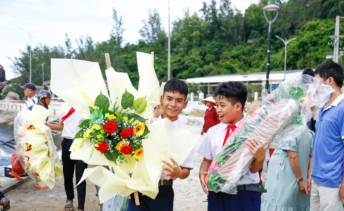 Lễ khai giảng đặc biệt của gần 27 triệu học sinh, giáo viên - Ảnh 61. Lễ khai giảng đặc biệt của gần 27 triệu học sinh, giáo viên - Ảnh 61.