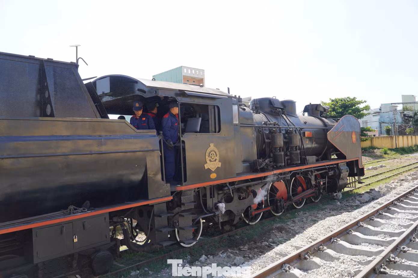 tp-c_z7855702498719-bbd5be37728856f2e27d3368335a0ec4.jpg
