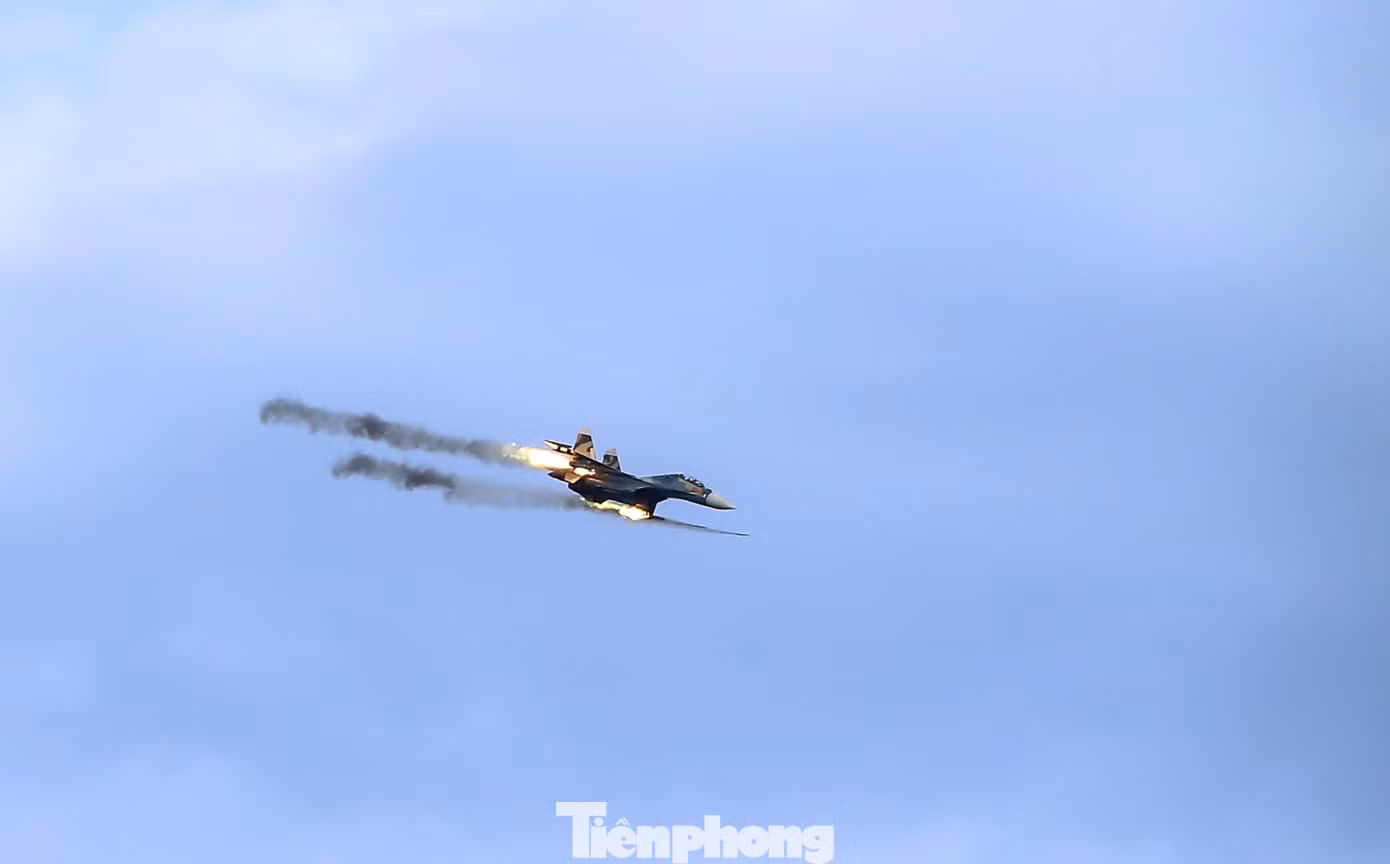 tp-c_a3.jpg