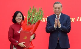 CLIP: Bà Bùi Thị Minh Hoài giữ chức Bí thư Đảng ủy Mặt trận Tổ quốc, các đoàn thể Trung ương