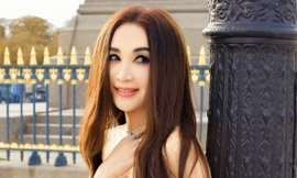 Nữ thần không tuổi đang lừa dối khán giả