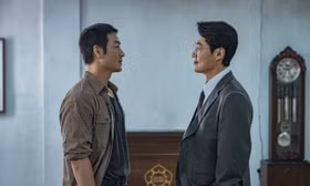 'The Scarecrow' dẫn đầu tại cuộc cạnh tranh gay cấn nhất trong lịch sử 'Blue Dragon Series Awards'