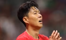 Cha của Son Heung Min tình nguyện làm vệ sĩ, gây xôn xao ở Mexico