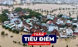 TIÊU ĐIỂM: Miền Trung - Tây Nguyên chìm trong lũ lụt chưa từng có