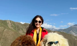 Nghỉ hưu sớm, người phụ nữ Hà Nội du lịch 80 quốc gia, kể chuyện 'rắc rối nhất'