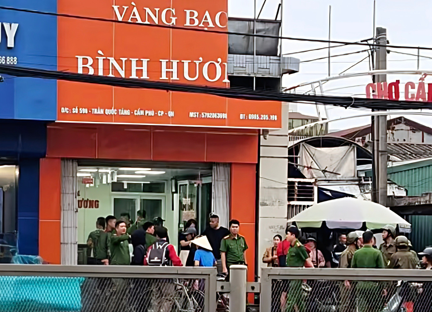 Hiện trường vụ việc. 1000005037.jpg