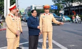 Thủ tướng: Lực lượng cảnh sát giao thông tiên phong, gương mẫu 'vì nhân dân phục vụ'