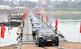 Thủ tướng khen các đơn vị ‘thần tốc’ hoàn thành cầu phao bắc qua sông Lô