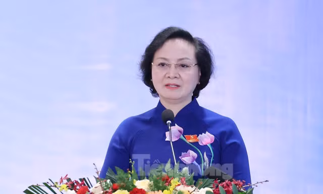 Bộ trưởng Nội vụ: Giảm biên chế, cơ cấu lại cán bộ, công chức theo vị trí việc làm