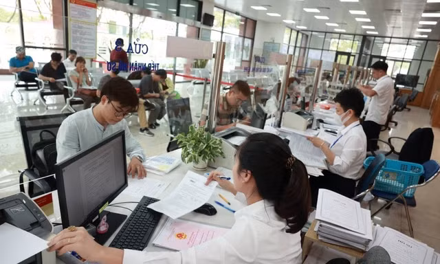 Quy định mới về số lượng cấp phó, riêng Hà Nội và TPHCM được tăng thêm tối đa 10 phó giám đốc sở