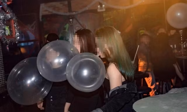 Chính phủ đề xuất cấm kinh doanh 'khí cười' ngoài mục đích y tế