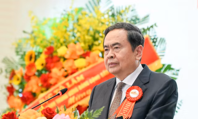 Chủ tịch Quốc hội: Thi đua thực hiện có hiệu quả các hoạt động đổi mới Quốc hội