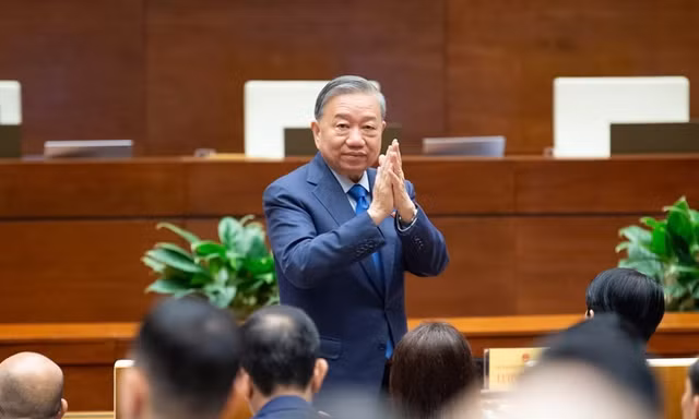 Các Ủy viên Bộ Chính trị, Ban Bí thư và nơi ứng cử đại biểu Quốc hội khóa mới