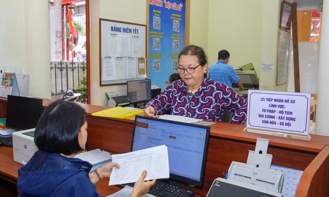 Biên chế công chức sắp được tính lại theo nhiều tiêu chí mới