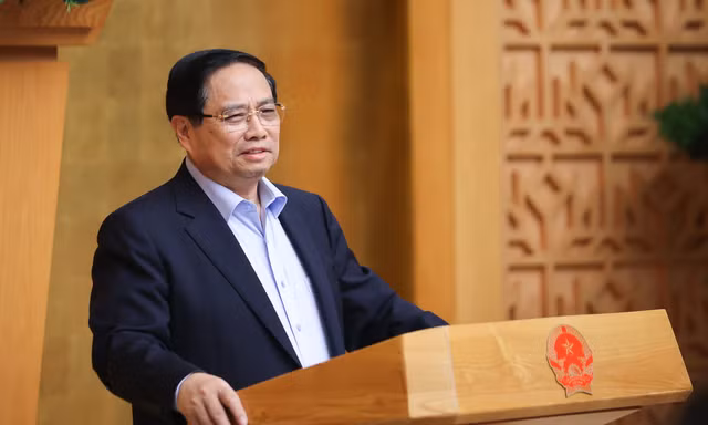 Minh bạch hoạt động công vụ và quản lý tài sản, thu nhập của công chức