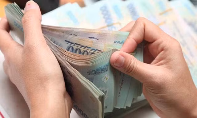 Hoàn thành chi trả chế độ cho người làm việc ngoài chỉ tiêu biên chế muộn nhất là ngày 31/12