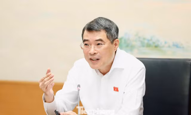 Thủ tướng: Dự kiến miễn thuế với hộ kinh doanh dưới 1 tỷ đồng/năm