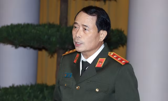 Thứ trưởng Bộ Công an nói về quy định mới liên quan đến thiết bị an toàn cho trẻ em trên xe ô tô 