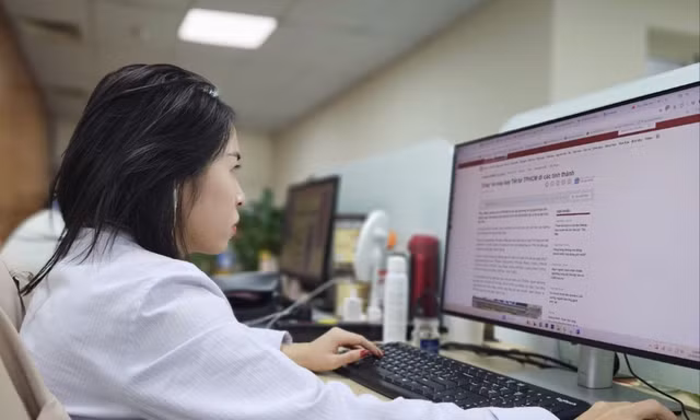 Điểm mới về lương, thưởng, tiền làm thêm giờ của viên chức từ năm 2026 