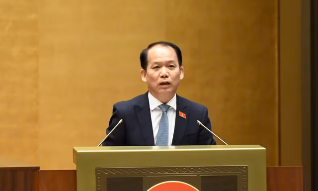 Bộ trưởng Tư pháp: Giao dịch bất động sản phải công chứng theo địa hạt để ‘ngăn chặn gian lận’