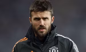 Michael Carrick nói gì khi MU xây chắc Tốp 4 sau màn hạ gục Everton?