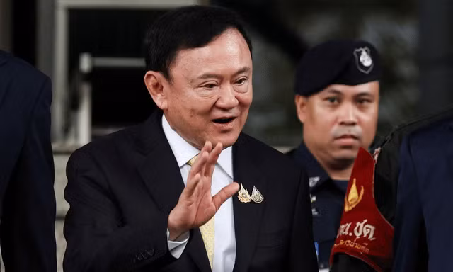 Thực hư tin cựu Thủ tướng Thái Lan Thaksin mua pizza đãi 6.500 cán bộ trại giam và bạn tù
