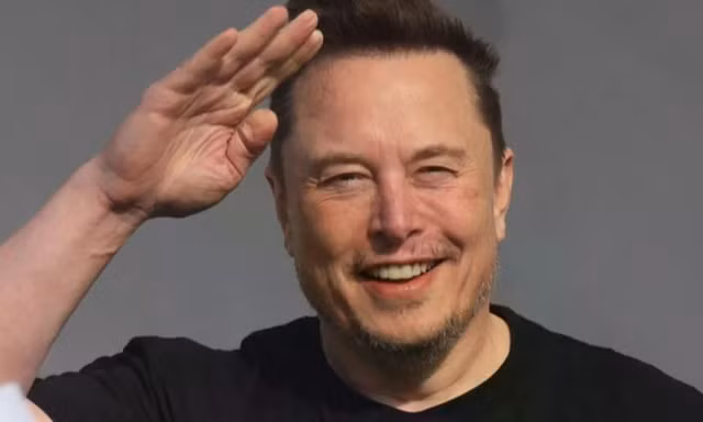 Tổng thống Ukraine trao huân chương tặng tỷ phú Elon Musk