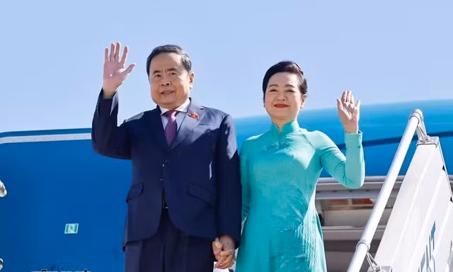 Chủ tịch Quốc hội Trần Thanh Mẫn và Phu nhân bắt đầu thăm chính thức Mông Cổ