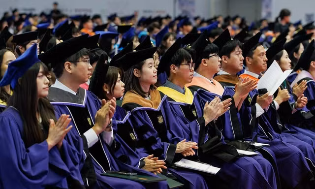 Hàng chục nghìn thạc sĩ, tiến sĩ STEM ở Hàn Quốc rời đất nước mỗi năm