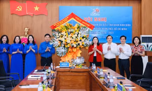 Lãnh đạo tỉnh Ninh Bình gặp mặt đoàn đại biểu tham dự Đại hội Đoàn XIII 
