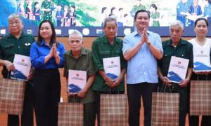 Tuổi trẻ các cơ quan Đảng Trung ương tri ân, tiếp lửa truyền thống