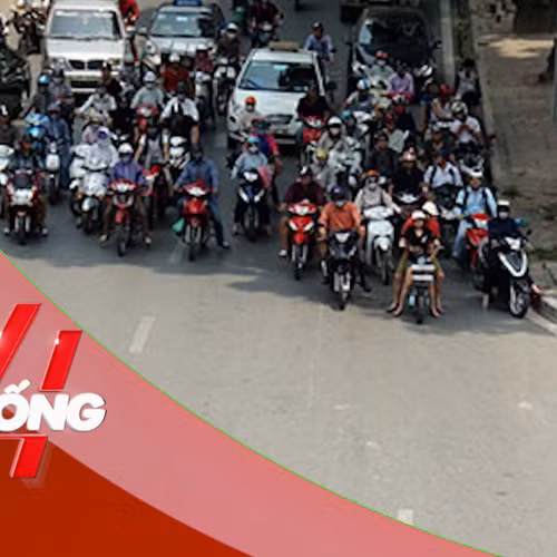 NHỊP SỐNG: Dừng xe giữa đường để tránh nắng khi chờ đèn đỏ có thể bị xử phạt như thế nào?