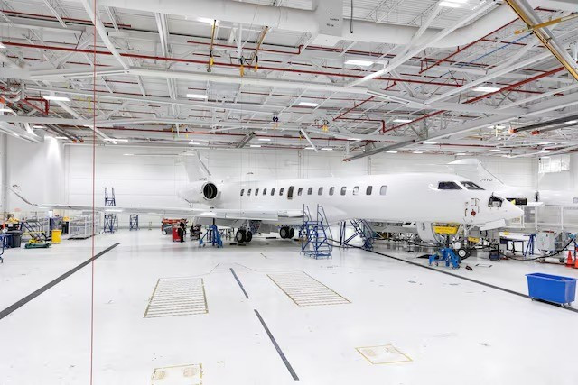 Mỹ dọa áp 50% thuế với máy bay Canada, hủy chứng nhận phản lực thương gia