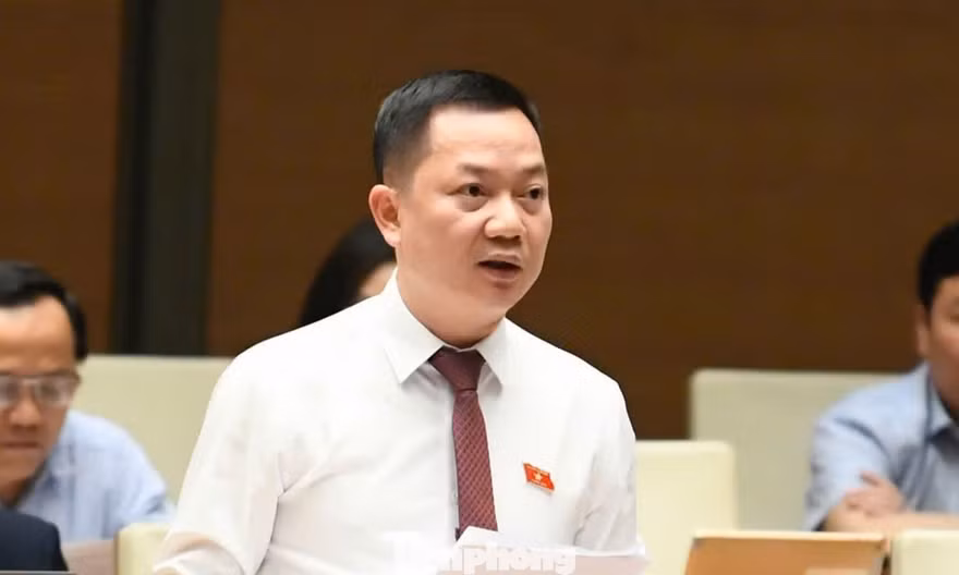 Đề xuất kinh doanh kim cương, bán hợp đồng kỳ nghỉ là ngành, nghề có điều kiện