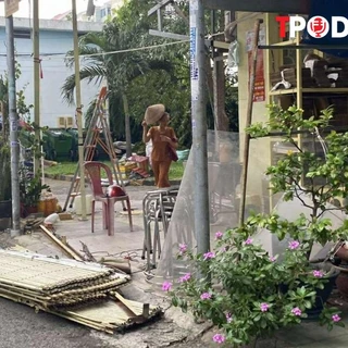 NÓNG 8/7: Khẩn trương tháo dỡ 'chuồng cọp' ở cư xá Độc Lập sau vụ cháy 8 người chết