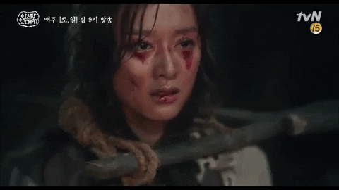 10 khoảnh khắc ấn tượng Arthdal Niên Sử Kí: Kim Ji Won dùng máu ...