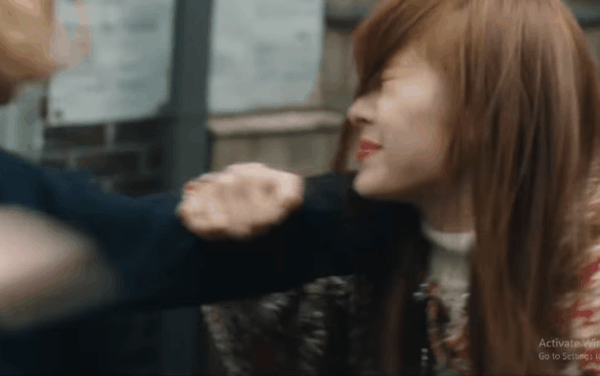 Vì chủ quán đẹp trai Park Seo Joon, "gái hư" Kim Da Mi tung liên ...