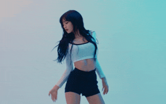 Màn vũ đạo bỏng mắt của Lisa (Black Pink) ảnh 3