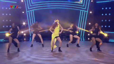 Hồ Ngọc Hà chia sẻ clip nhảy nóng bỏng giữa tin mang song thai với Kim Lý