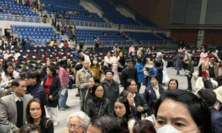 Show nhạc ở Hà Nội khán giả tới mới thông báo hủy: Bài học nhãn tiền 