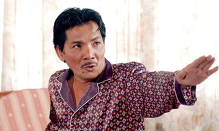 Thương Tín chìm trong tuyệt vọng, rồi cố bơi ngược dòng