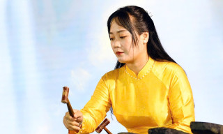 Tiếng vọng ngàn năm lịch sử giữa Quảng trường 2/4 - Nha Trang 