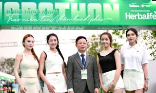 Dàn người đẹp thu hút mọi ánh nhìn ở giải chạy Tiền Phong Half Marathon 2025