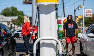 Giá xăng tại Mỹ tăng cao nhất 3 năm qua